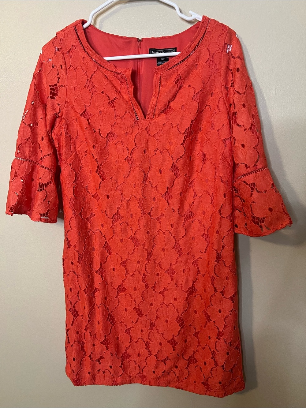 Jessica Howard Floral Lace Dress With Notch V-Neck